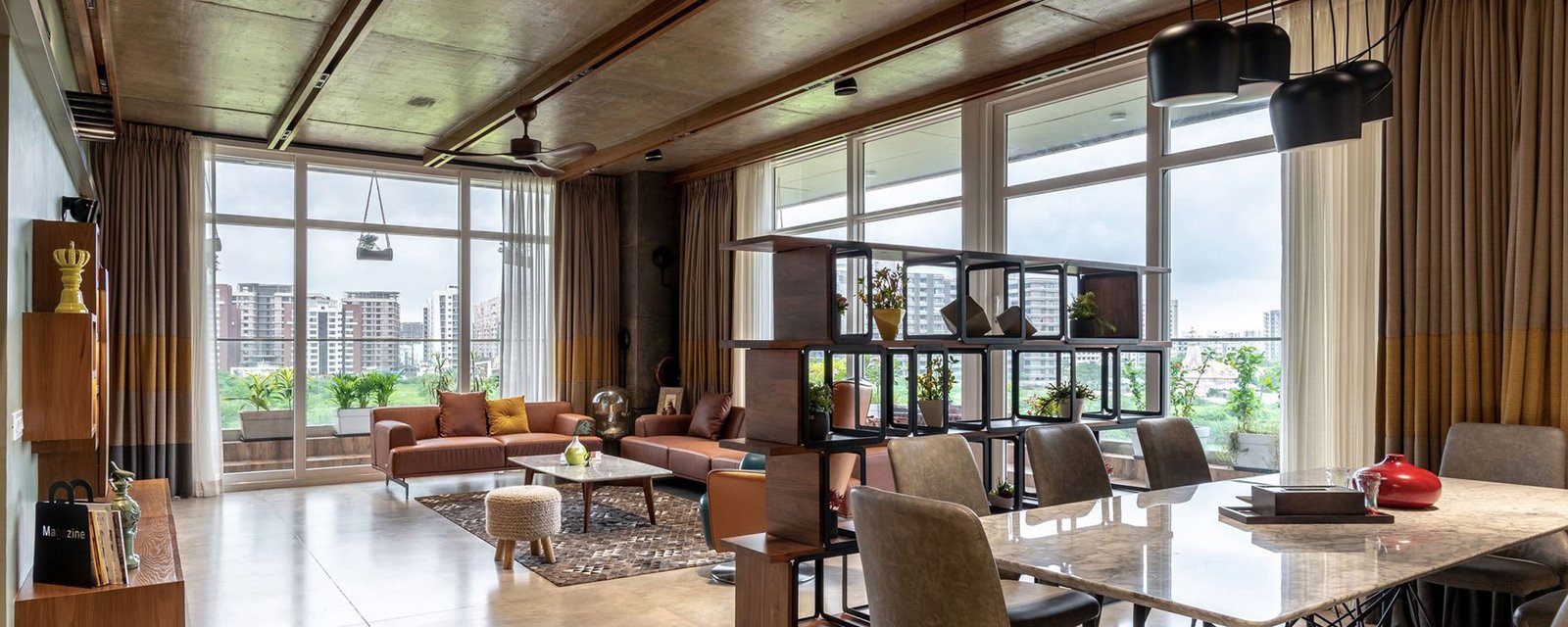 Zuma interior